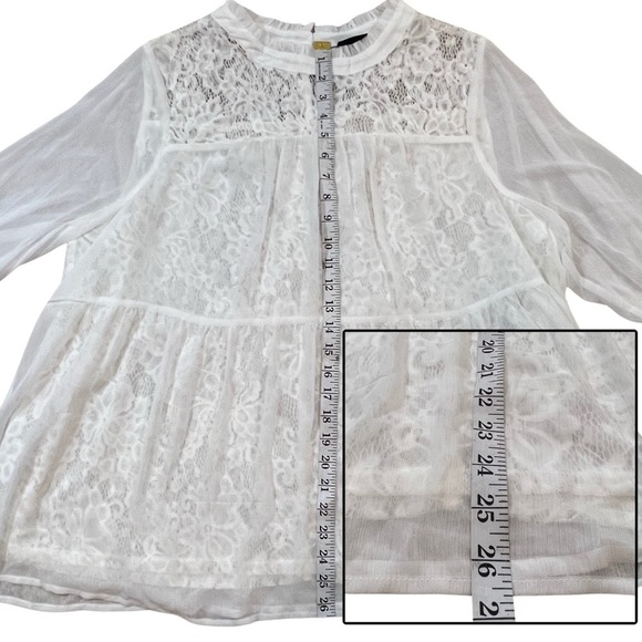 Torrid New Lace With Chiffon Overlay Blouse Cloud Dancer White Plus 2 18 20 2X - Picture 9 of 15